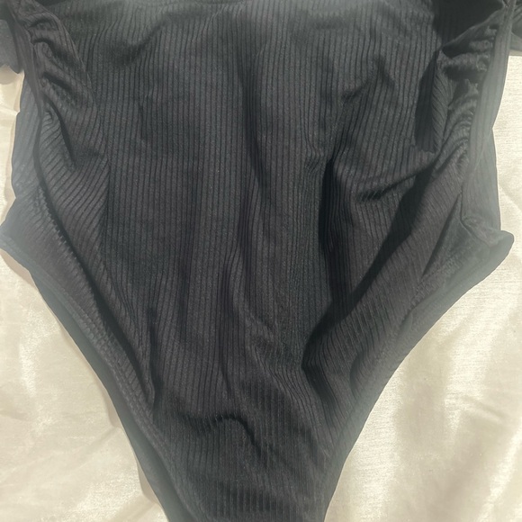 Ruffle Sleeve Ribbed Ruched Pregnancy Bikini Set - Picture 4 of 7